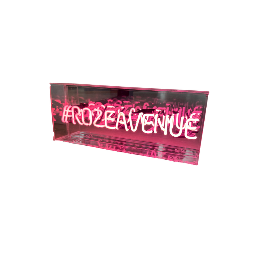 Roze Neon Sign